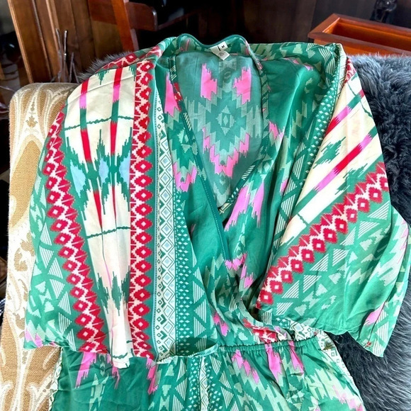 Elan cover up shorts jumpsuit mint condition size S - Picture 2 of 6